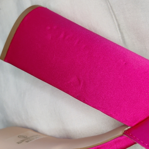 Pink platform open toe heels - Picture 7 of 8